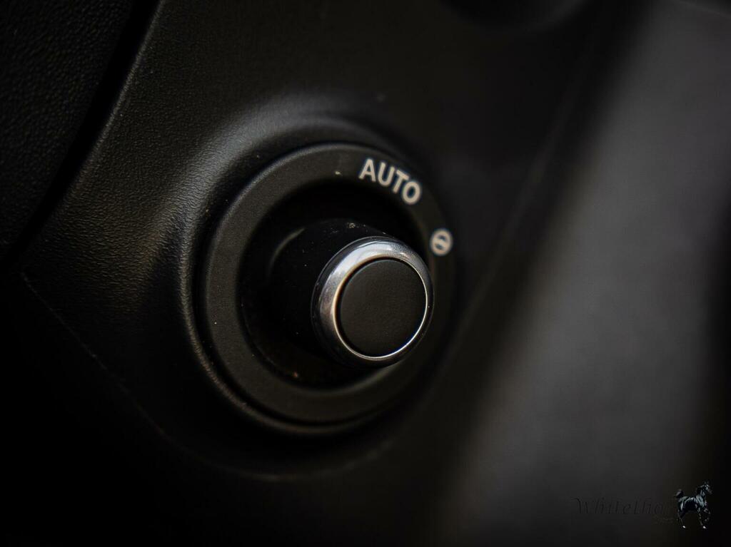 Land Rover Defender 90 X-dynamic Se Black #15