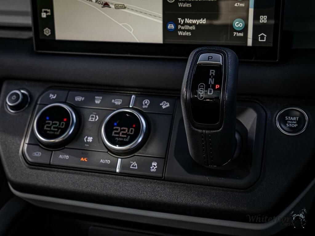Land Rover Defender 90 X-dynamic Se Black #34