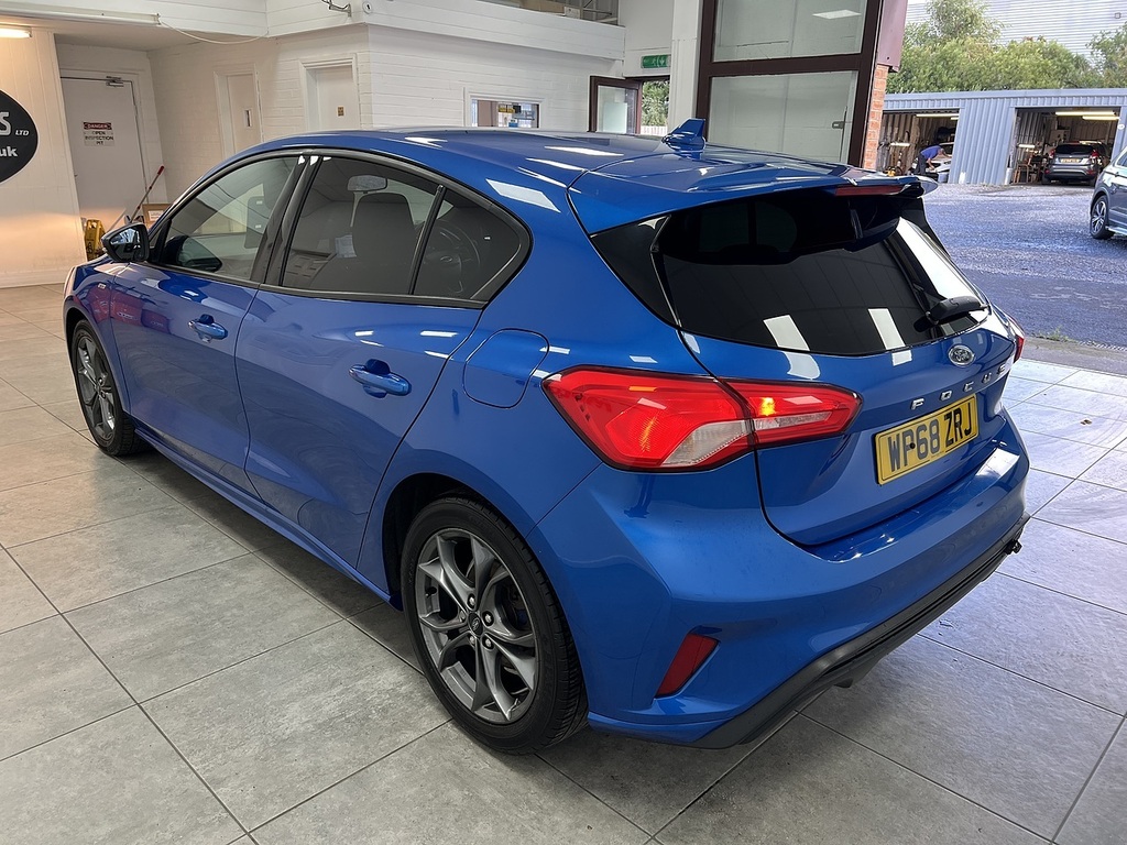 Ford Focus Ecoblue St-line Blue #5