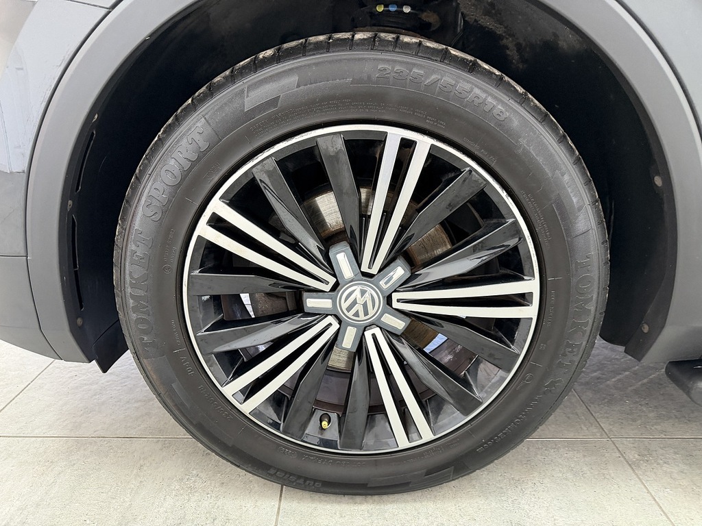 Volkswagen Tiguan Suv White #23
