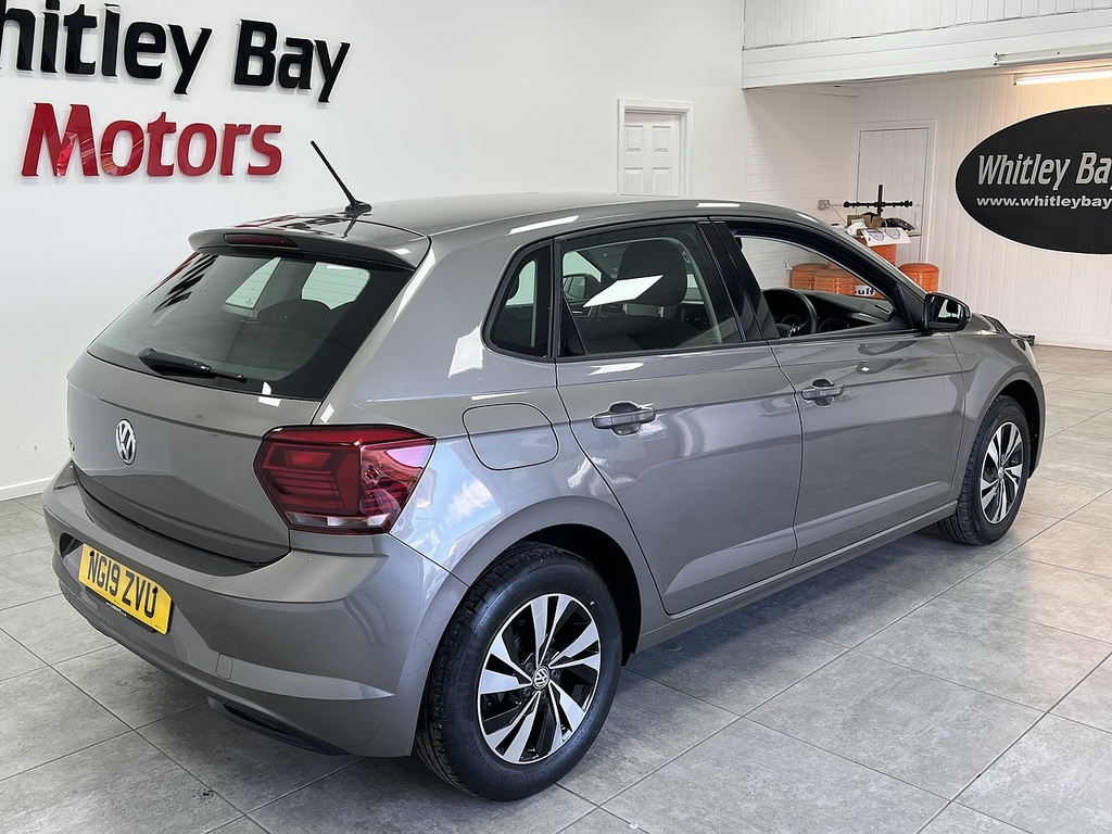 Volkswagen Polo Evo Se Grey #3