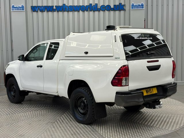 Toyota HILUX 2017 2.4 D-4d 150 Bhp Active King Cab Pickup 4Wd M White #4