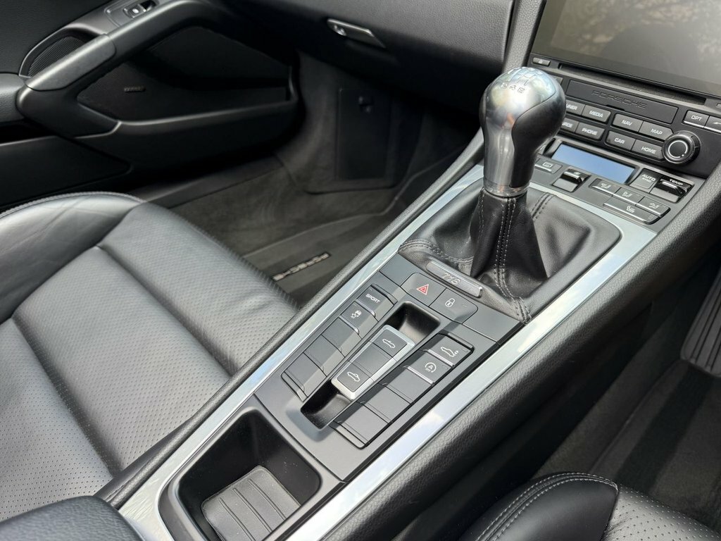 Porsche 718 Boxster Boxster White #18