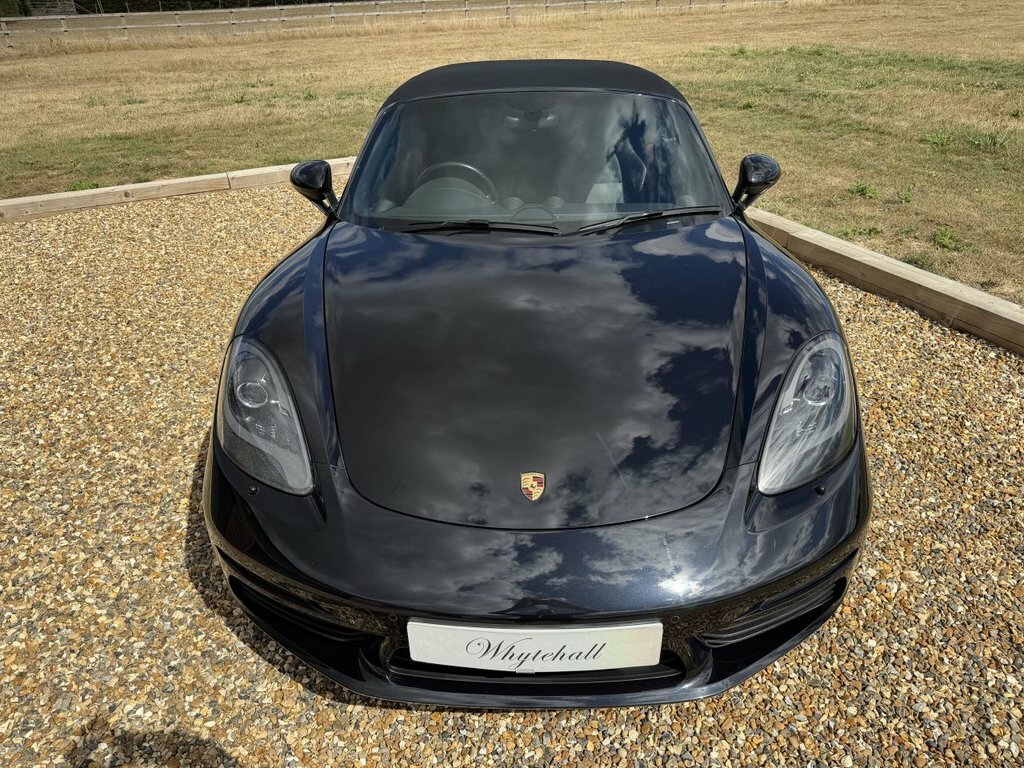 Porsche 718 Boxster Boxster White #32
