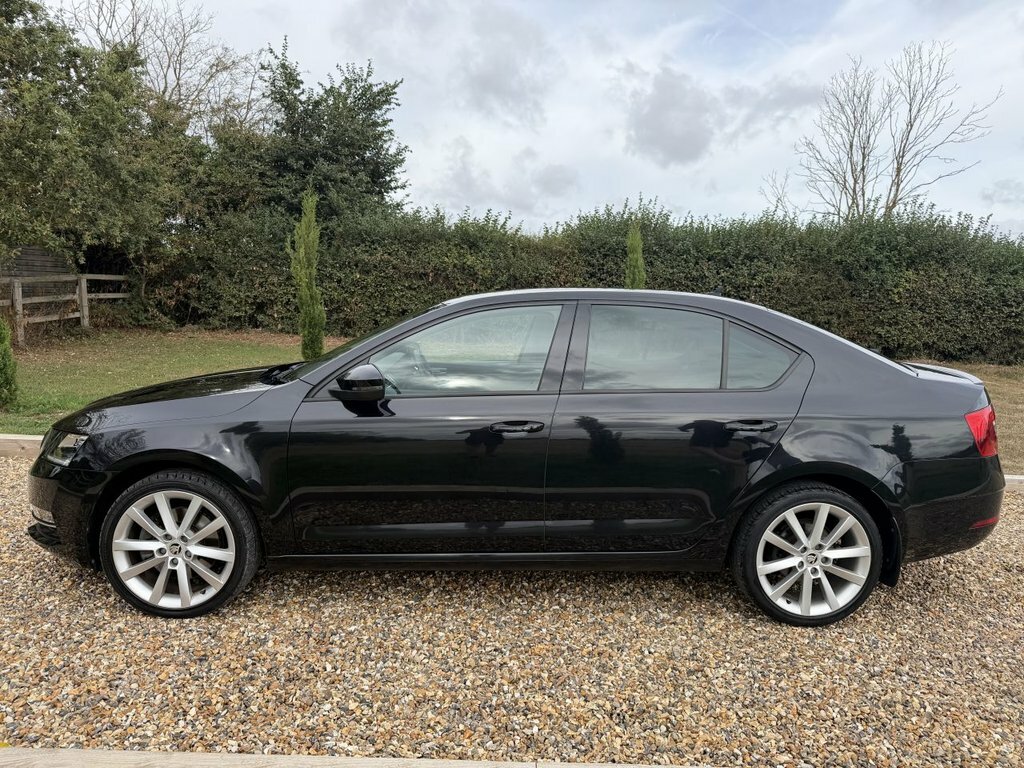 Skoda Octavia 2L Se L Black #3