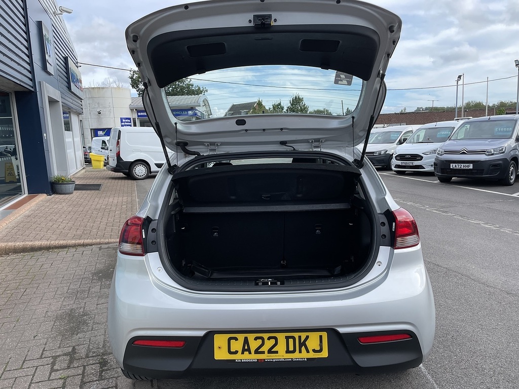 Kia RIO 1.2 Dpi 1 White #27