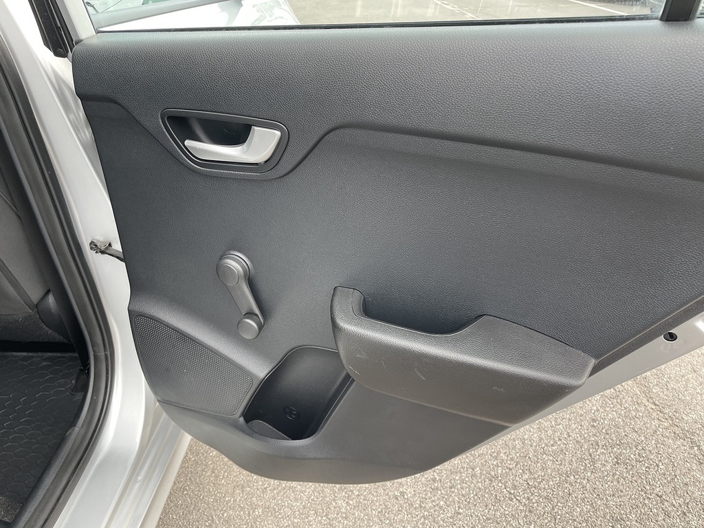 Kia RIO 1.2 Dpi 1 White #30