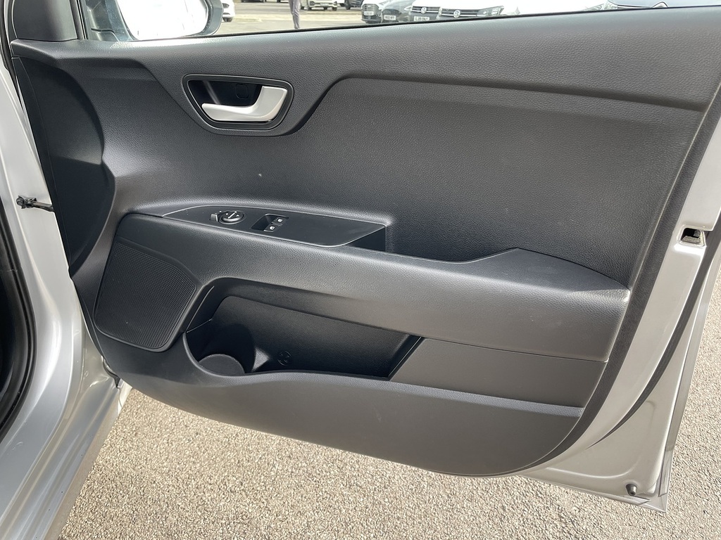 Kia RIO 1.2 Dpi 1 White #18