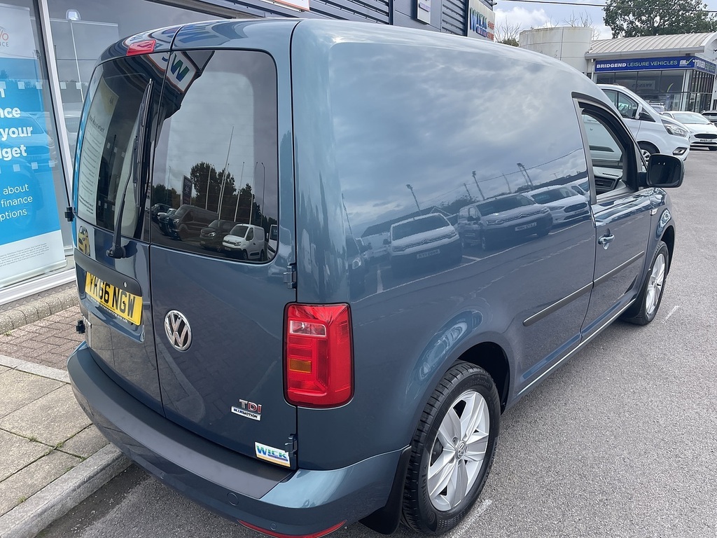 Volkswagen Caddy 2.0 Tdi Bluemotion Tech 5 Seats Wav Purple #8