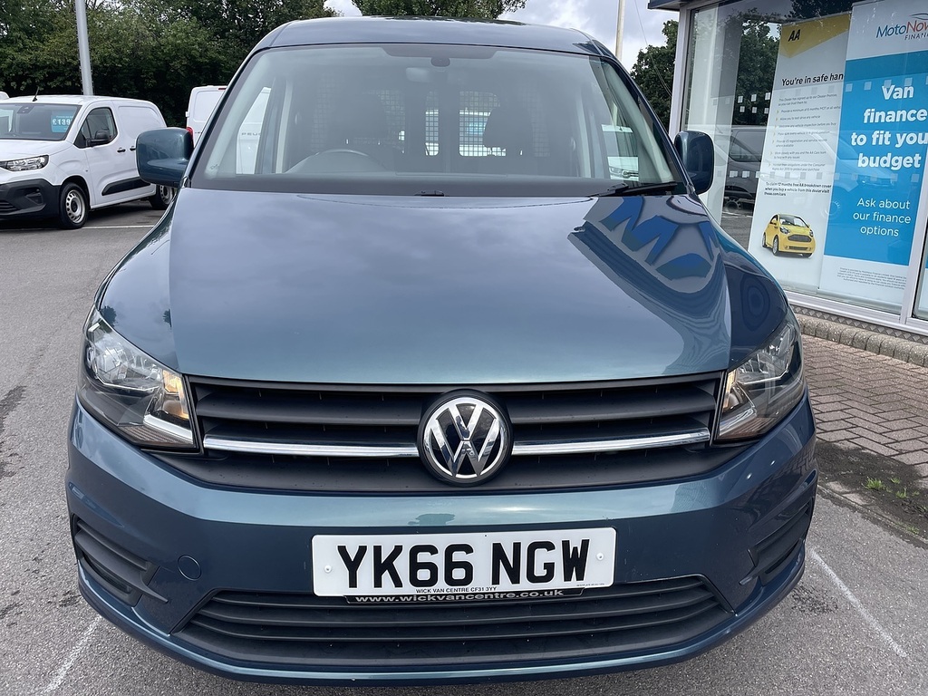Volkswagen Caddy 2.0 Tdi C20 Bluemotion Tech Highline Panel Van Green #3