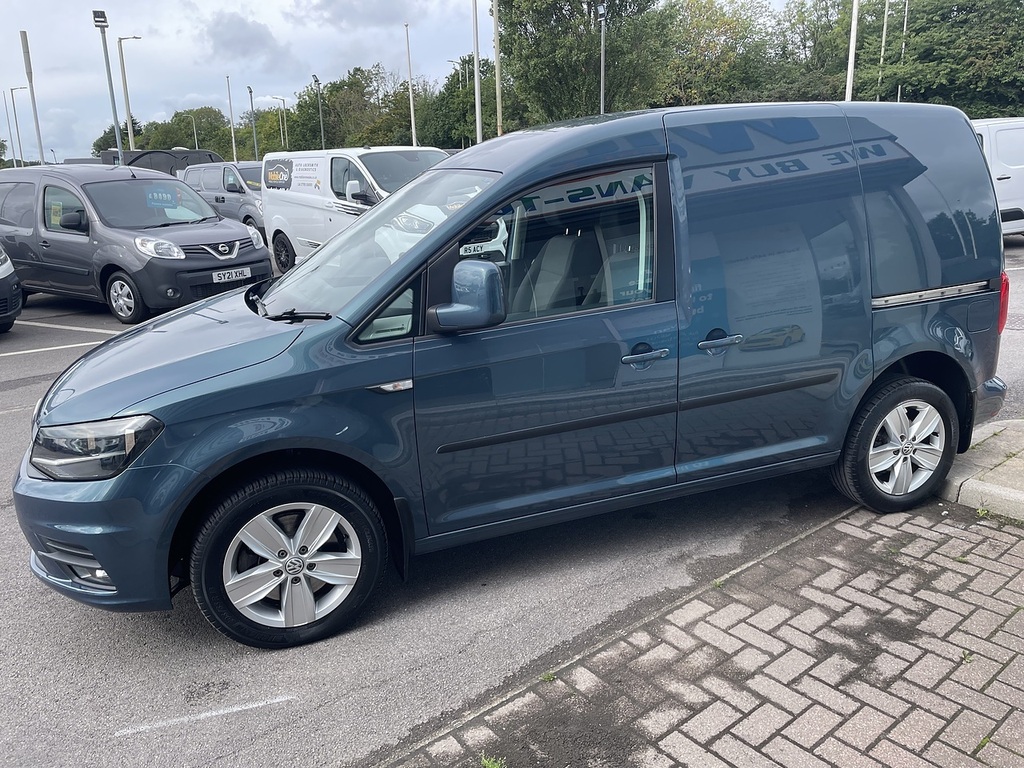 Volkswagen Caddy 2.0 Tdi C20 Bluemotion Tech Highline Panel Van Green #5