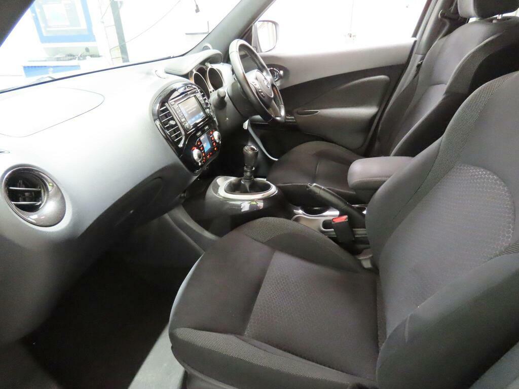 Nissan Juke 1.6 N-tec Red #8