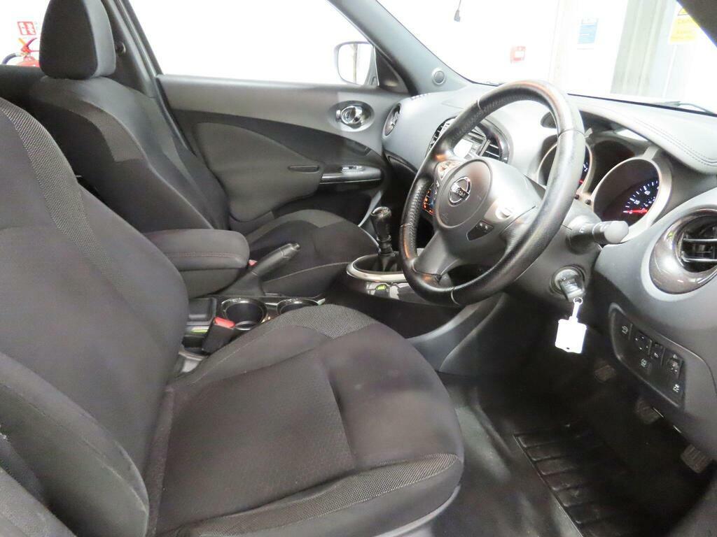 Nissan Juke 1.6 N-tec Red #7