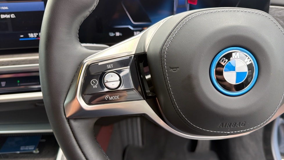 BMW i7 I7 Edrive50 M Sport Blue #17