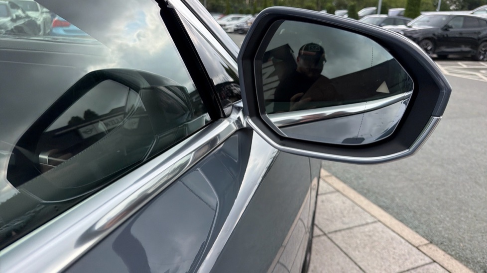 BMW i7 I7 Edrive50 M Sport Blue #41