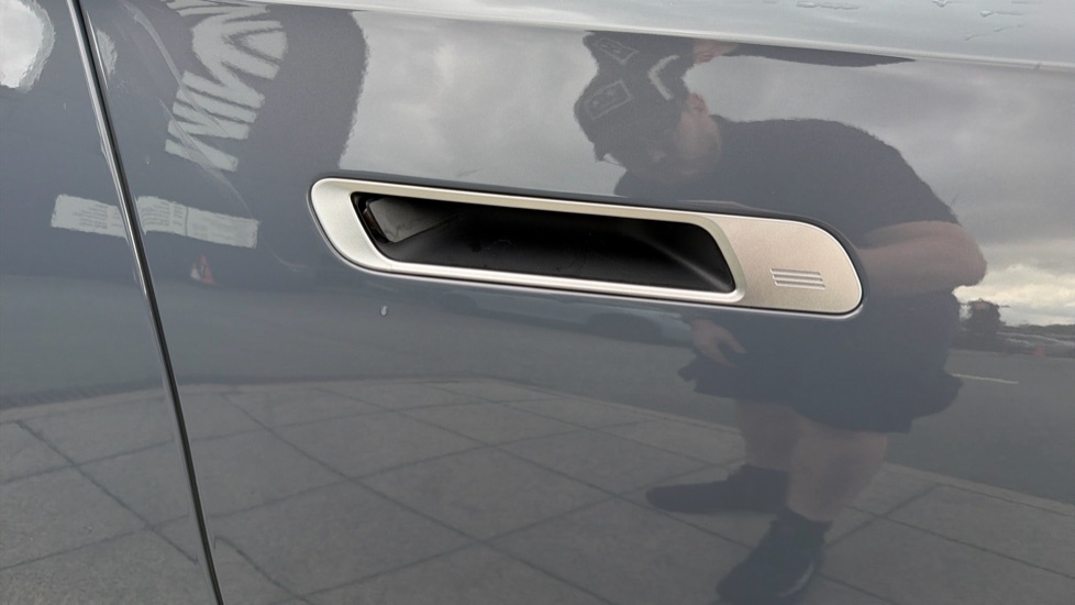 BMW i7 I7 Edrive50 M Sport Blue #40