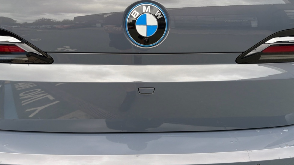 BMW i7 I7 Edrive50 M Sport Blue #49