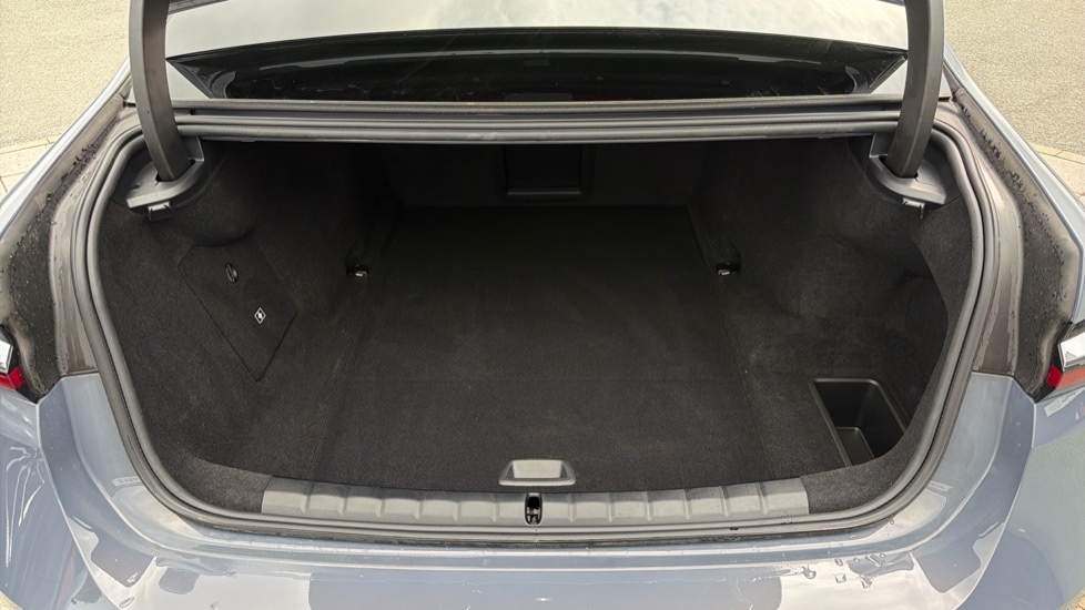 BMW i7 I7 Edrive50 M Sport Blue #13
