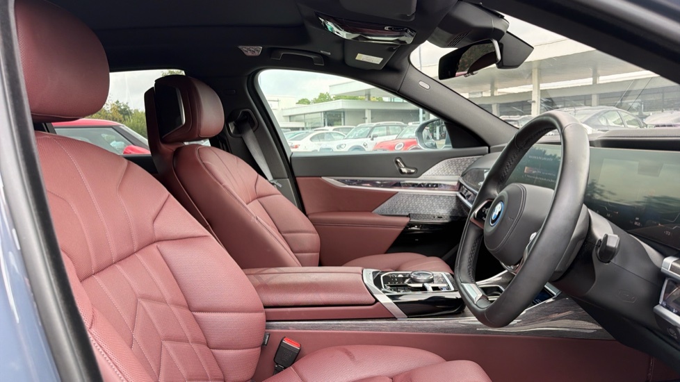 BMW i7 I7 Edrive50 M Sport Blue #11