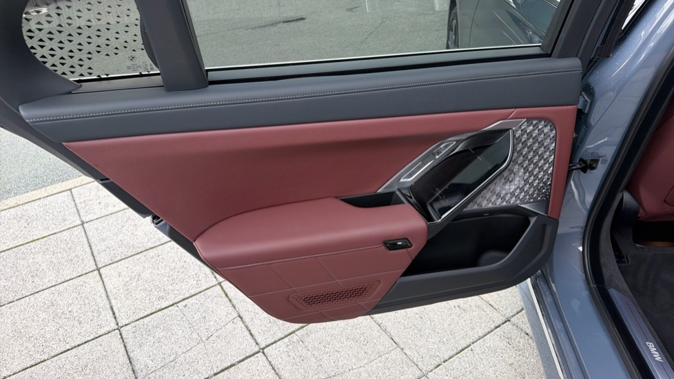 BMW i7 I7 Edrive50 M Sport Blue #62