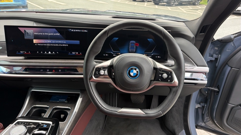 BMW i7 I7 Edrive50 M Sport Blue #5