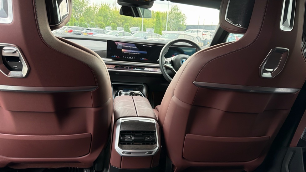 BMW i7 I7 Edrive50 M Sport Blue #69