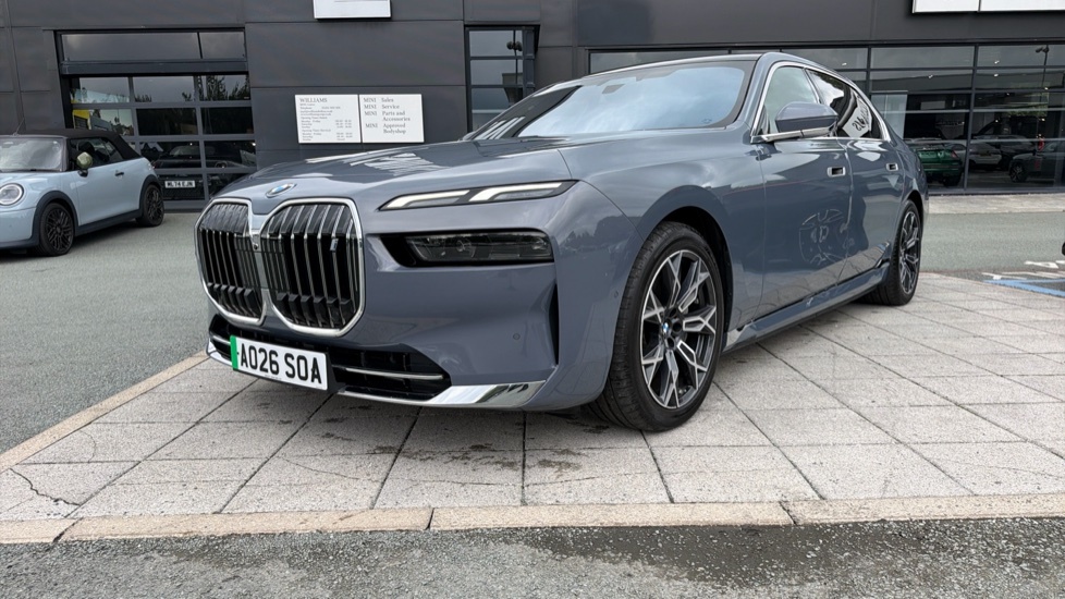 BMW i7 I7 Edrive50 M Sport Blue #27