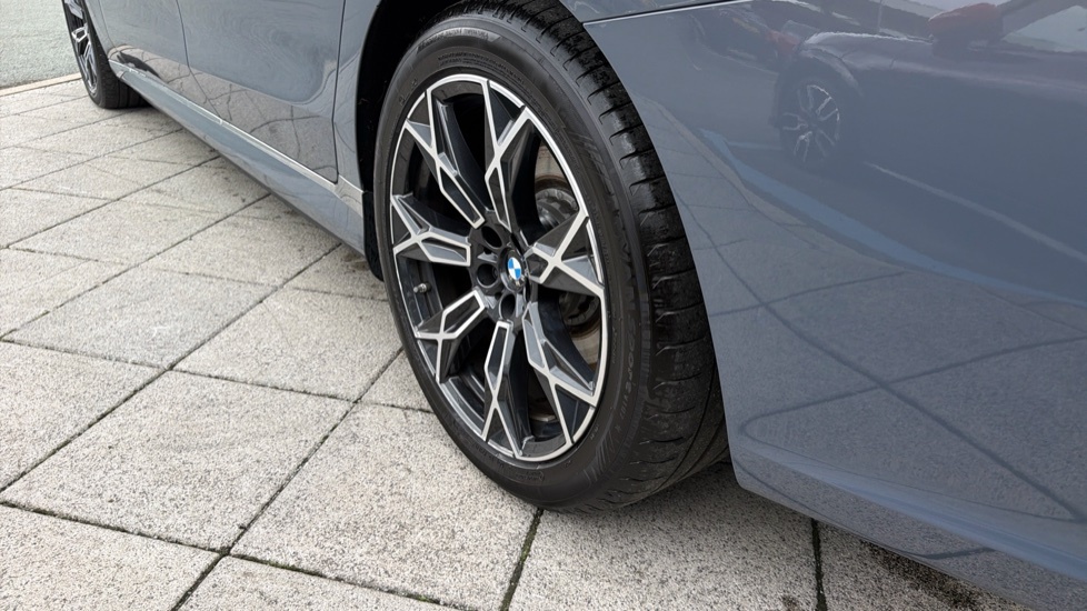 BMW i7 I7 Edrive50 M Sport Blue #50