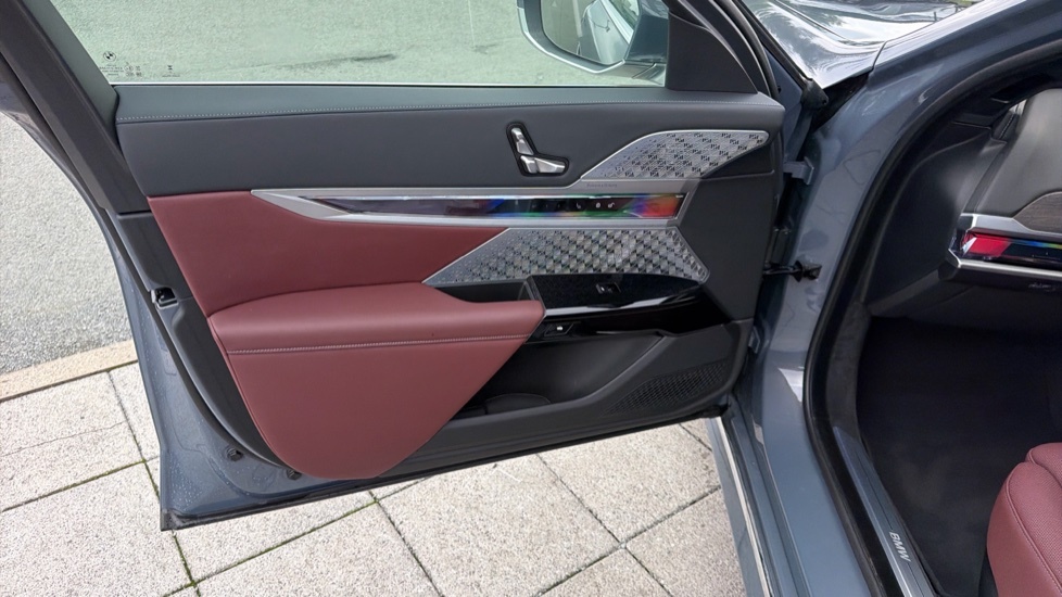 BMW i7 I7 Edrive50 M Sport Blue #59