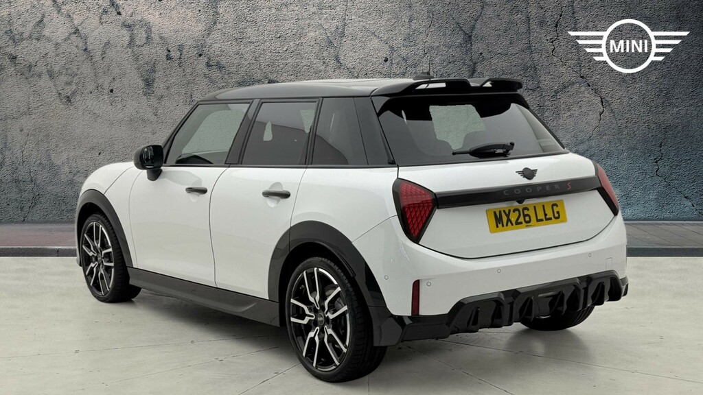 Mini Hatch 1.5 C Sport Red #2