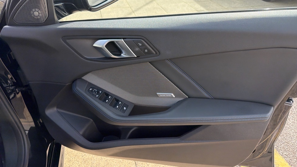 BMW M1 2.0 Xdrive Grey #57