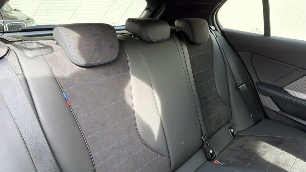 BMW M1 2.0 Xdrive Grey #12