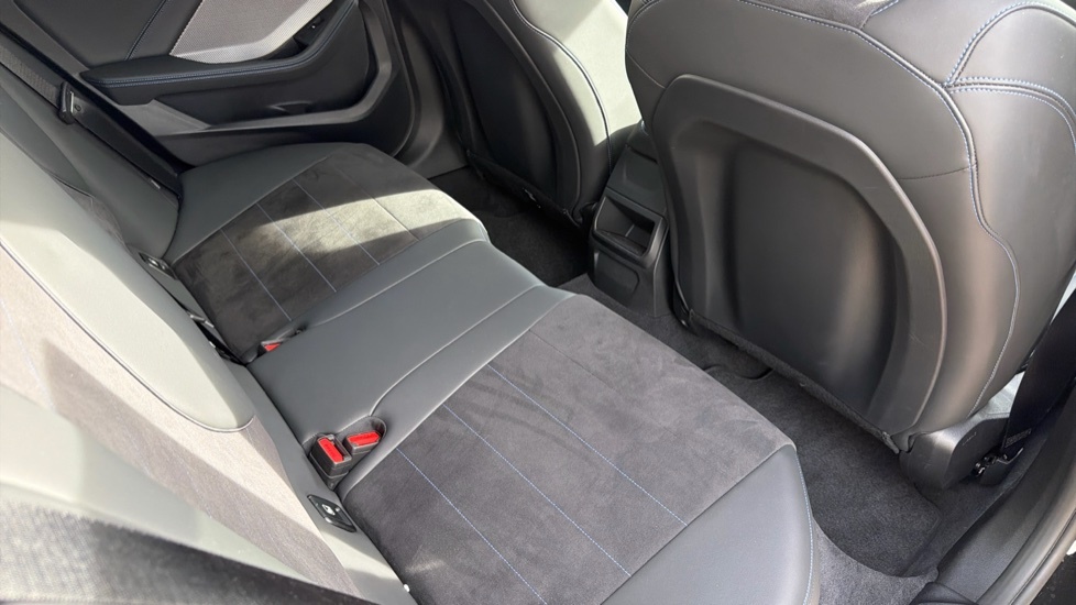 BMW M1 2.0 Xdrive Grey #26