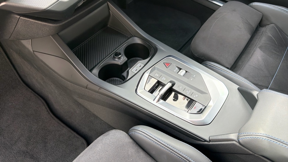 BMW M1 2.0 Xdrive Grey #49
