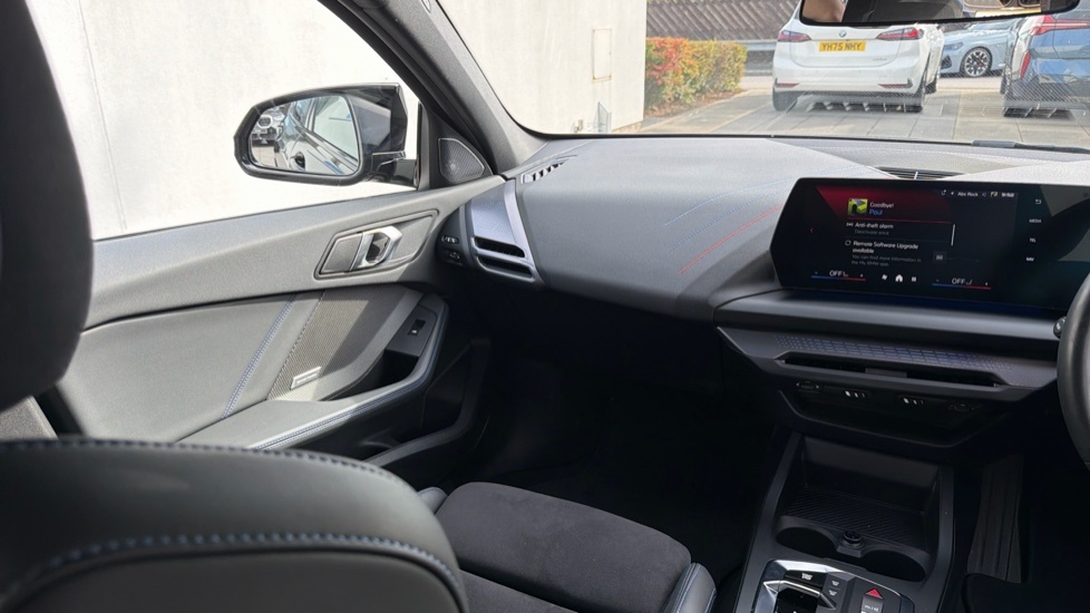 BMW M1 2.0 Xdrive Grey #31