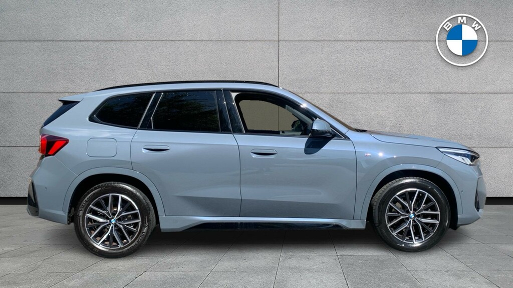 BMW X1 Xline Blue #3