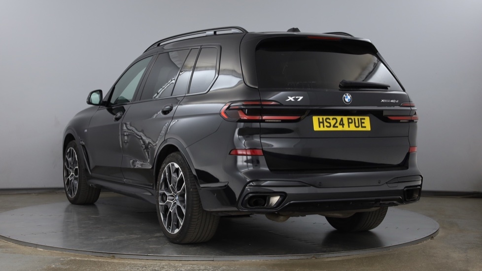 BMW X7 Xdrive M60i Step Ultimate Pack Black #2
