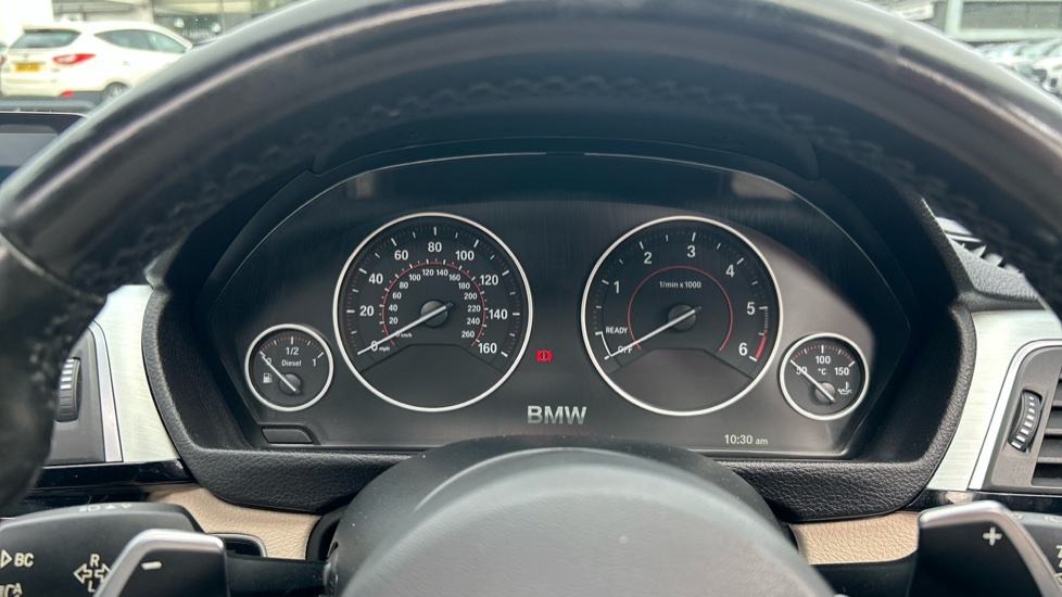 BMW 3 Series Saloon Black #9