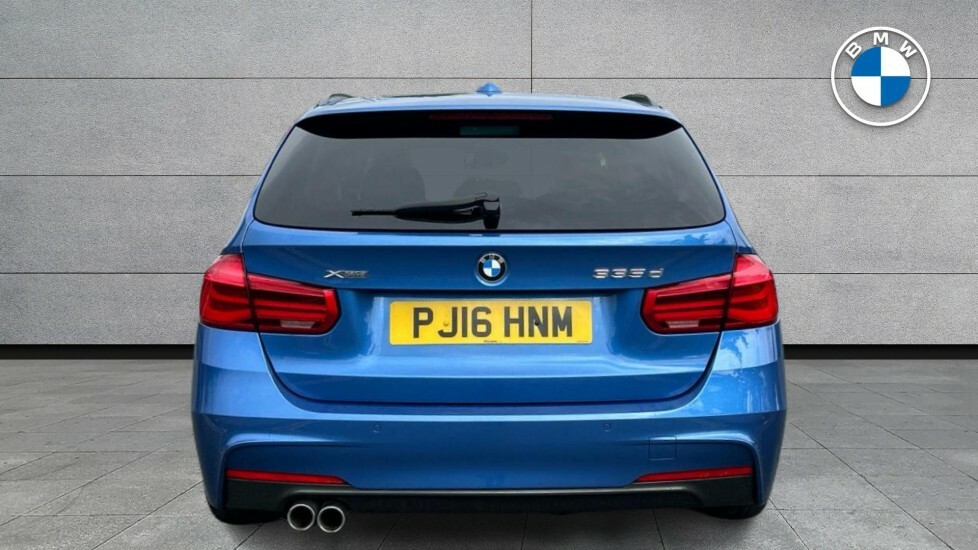 BMW 3 Series Saloon Black #15