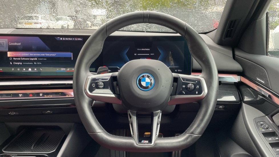 BMW i5 Edrive40 M Sport White #5