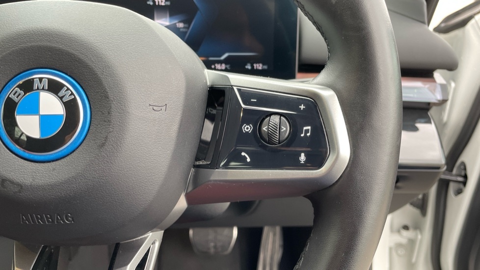 BMW i5 Edrive40 M Sport White #18