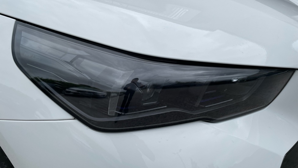 BMW i5 Edrive40 M Sport White #23