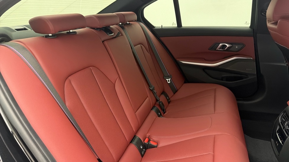 BMW 3 Series 320I M Sport Step Red #12