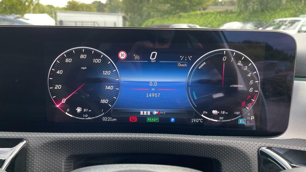 Mercedes-Benz A Class A180 Amg Line Premium Plus Red #9