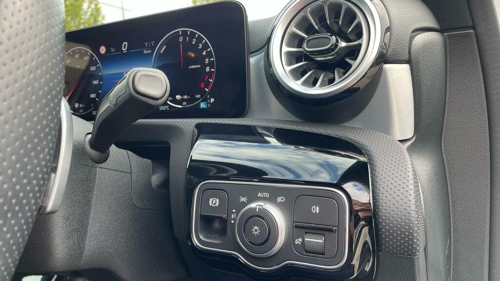 Mercedes-Benz A Class A180 Amg Line Premium Plus Red #25