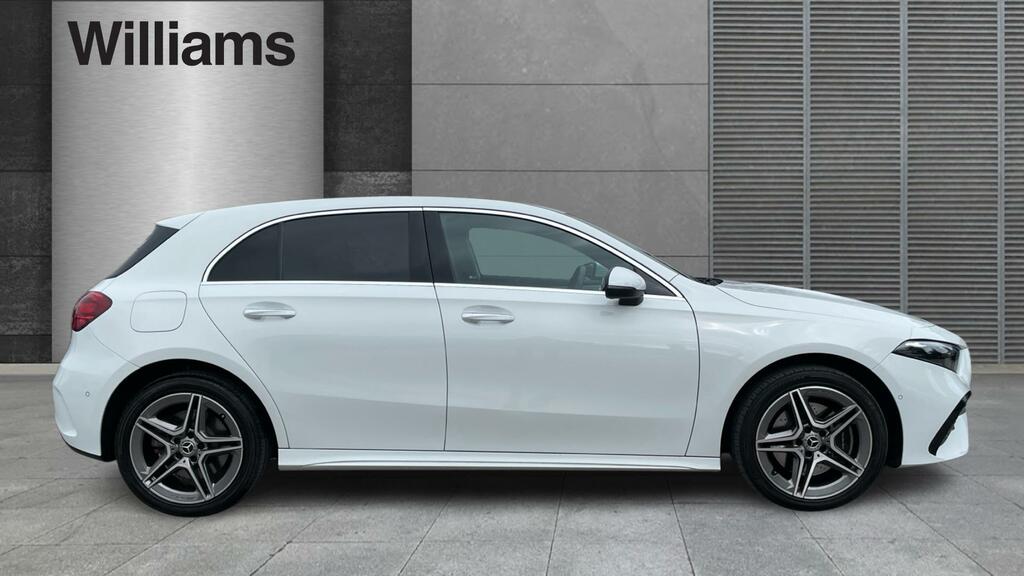 Mercedes-Benz A Class A180 Amg Line Premium Plus Red #3