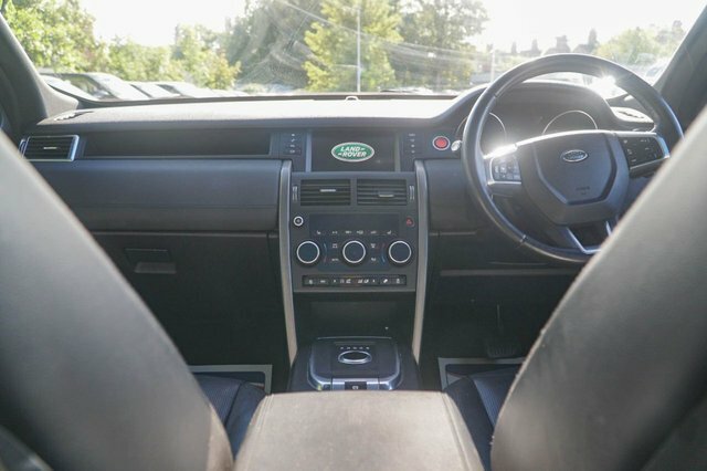Land Rover Discovery Sport 2019 2.0 Td4 Landmark Suv 4Wd Euro Black #3