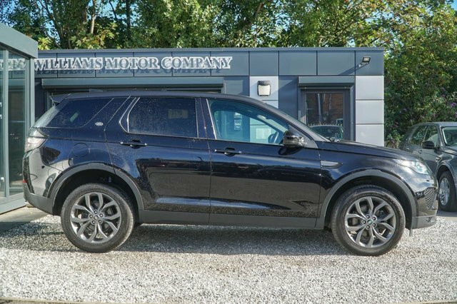 Land Rover Discovery Sport 2019 2.0 Td4 Landmark Suv 4Wd Euro Black #5