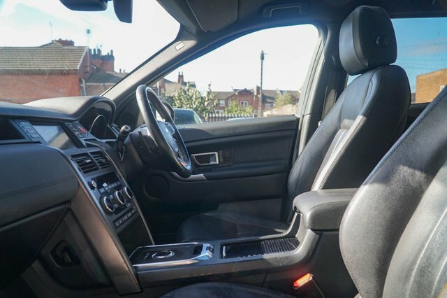 Land Rover Discovery Sport 2019 2.0 Td4 Landmark Suv 4Wd Euro Black