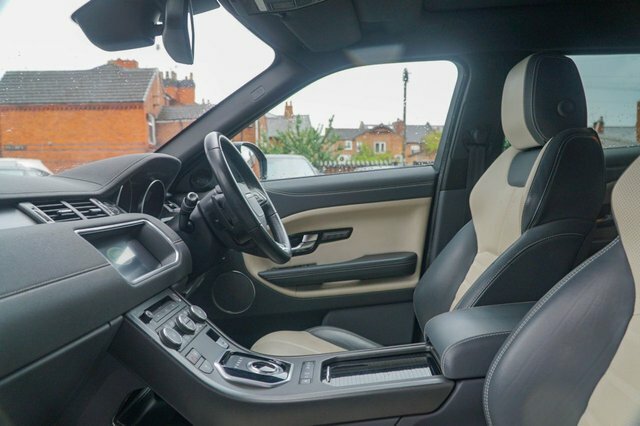 Land Rover Range Rover Evoque 2019 2.0 Td4 Hse Dynamic Suv 4Wd E Black #2